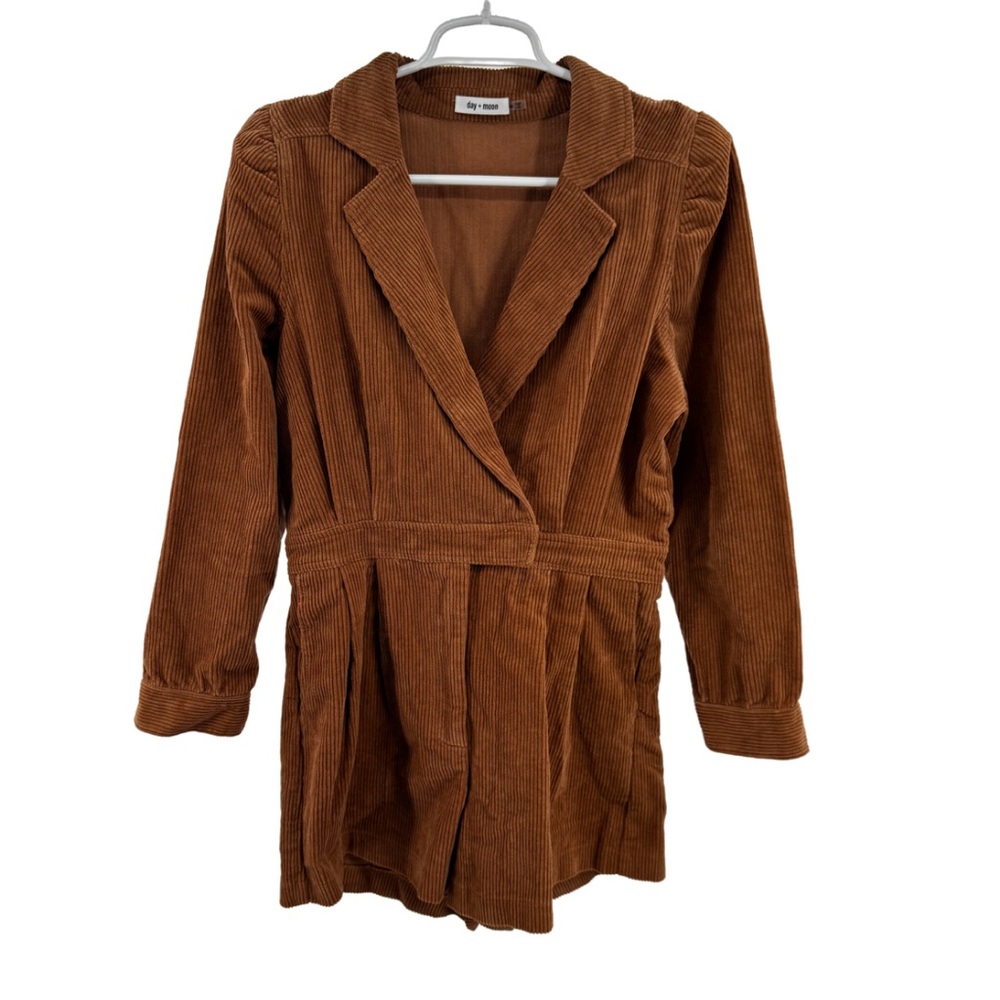 Day + Moon Tan Corduroy one piece romper M structured shorts business casual